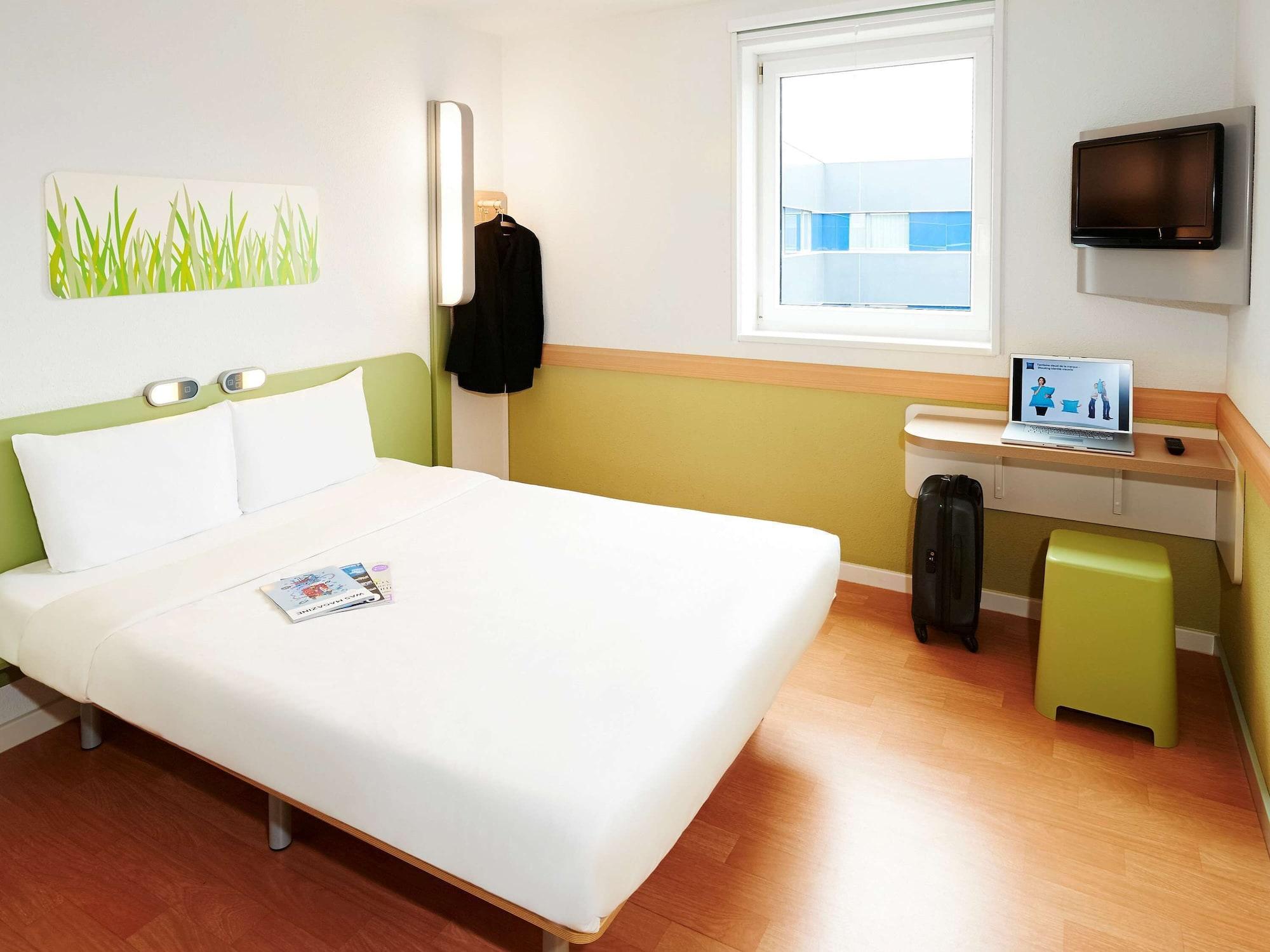 Ibis Budget Bergerac Extérieur photo