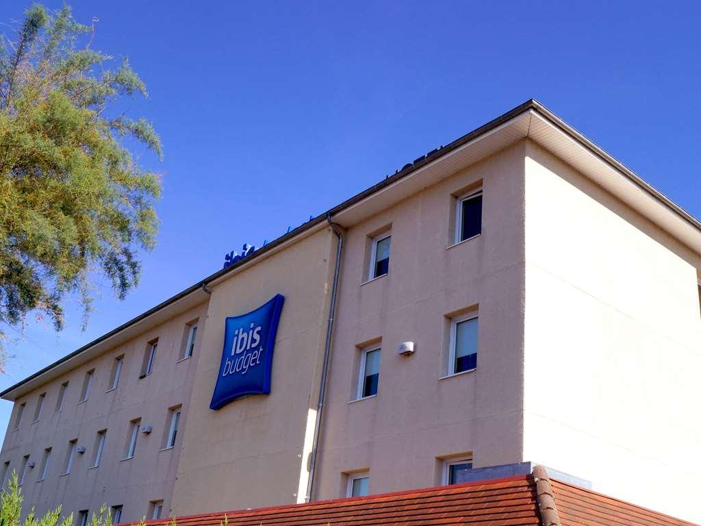 Ibis Budget Bergerac Extérieur photo