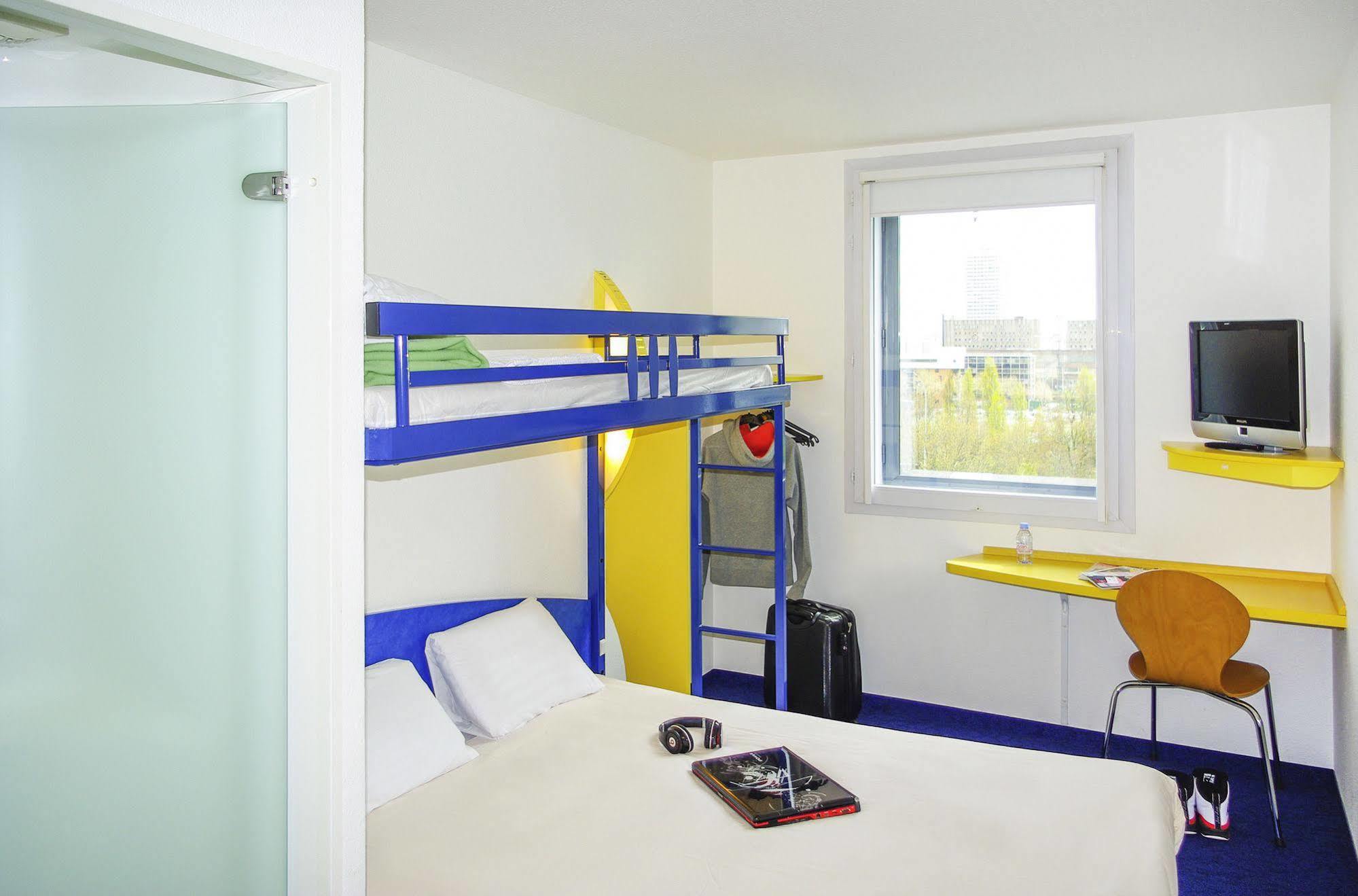 Ibis Budget Bergerac Extérieur photo