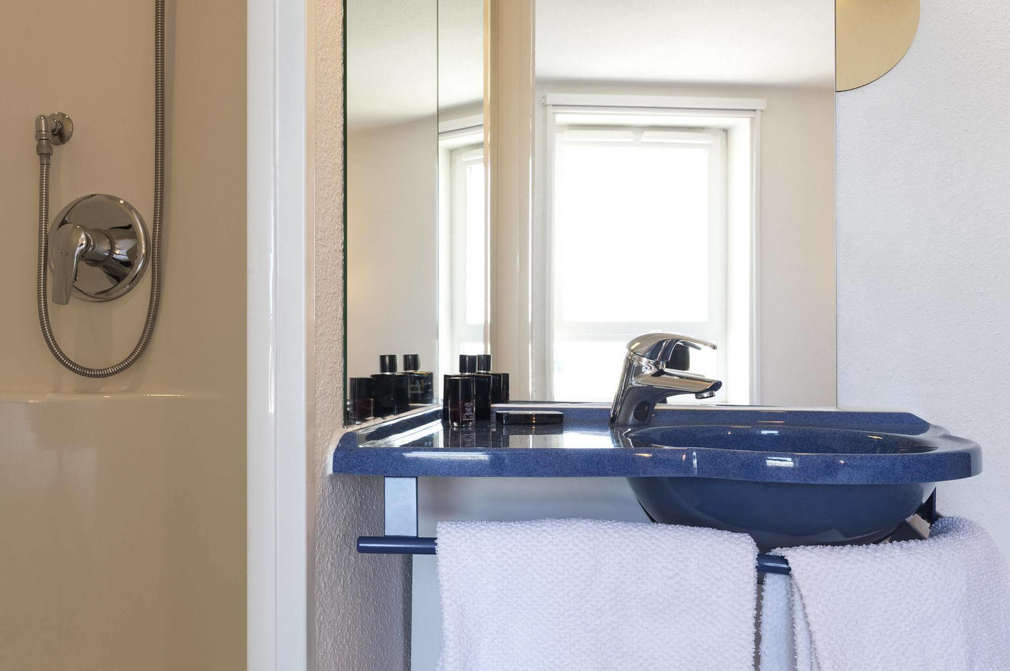 Ibis Budget Bergerac Extérieur photo