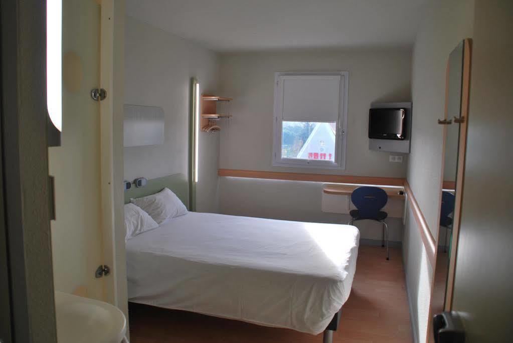 Ibis Budget Bergerac Extérieur photo